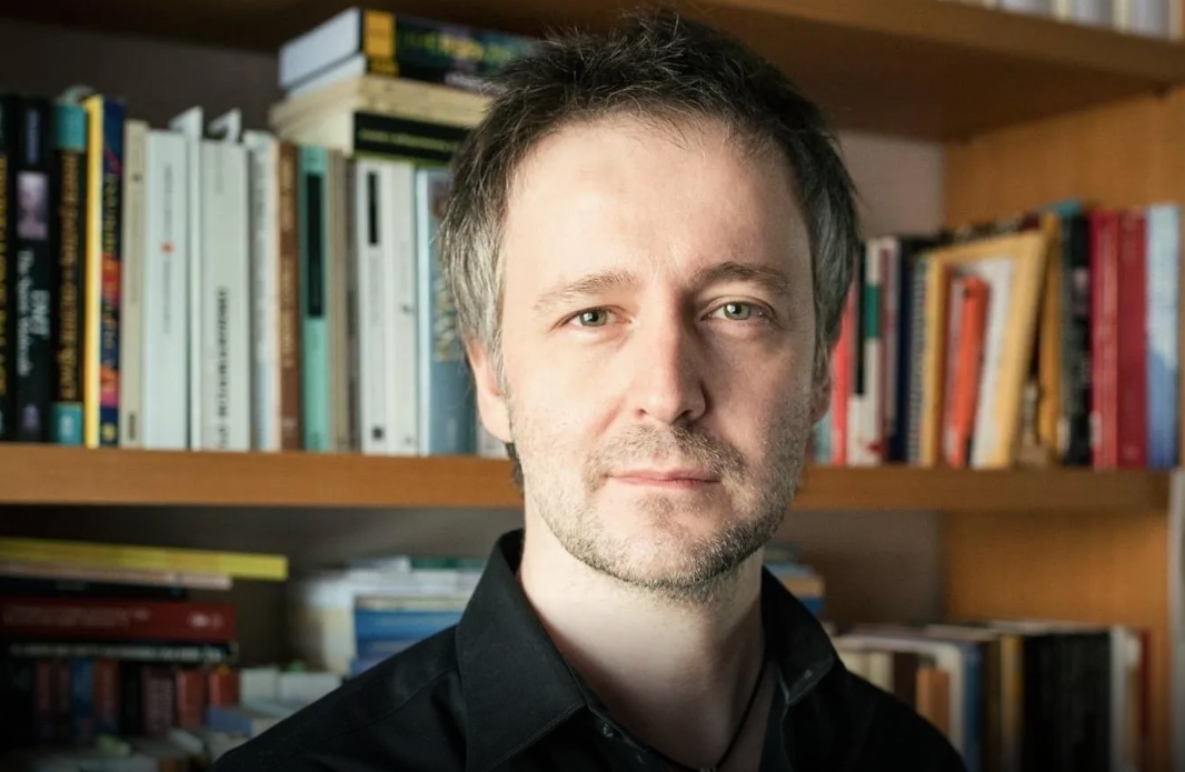 Lamezia, il Sistema Bibliotecario presenta “L’arcolaio delle fiabe” di Paolo Battistel