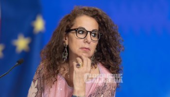 Ferro: «La foto di Meloni? Una operazione di mascariatura»