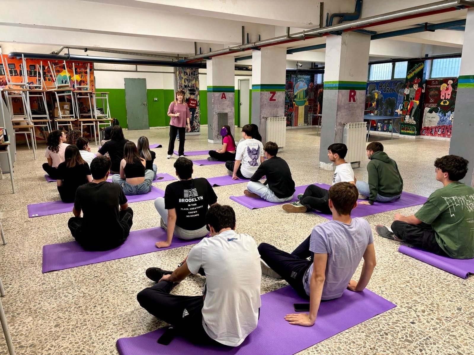 Cosenza, parte il progetto “A scuola di yoga”