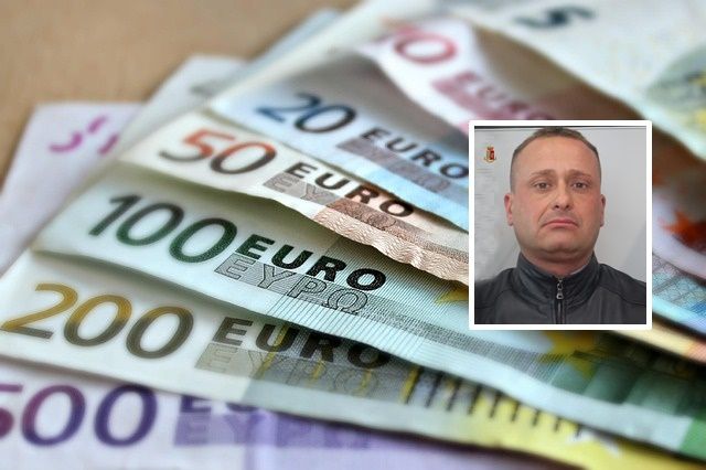 Cosenza, il trolley pieno di denaro non apparterrebbe a Roberto Porcaro, ma alla ex moglie