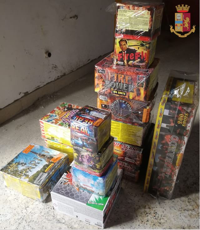 Soriano Calabro, sequestrati 100 chili di materiale pirotecnico