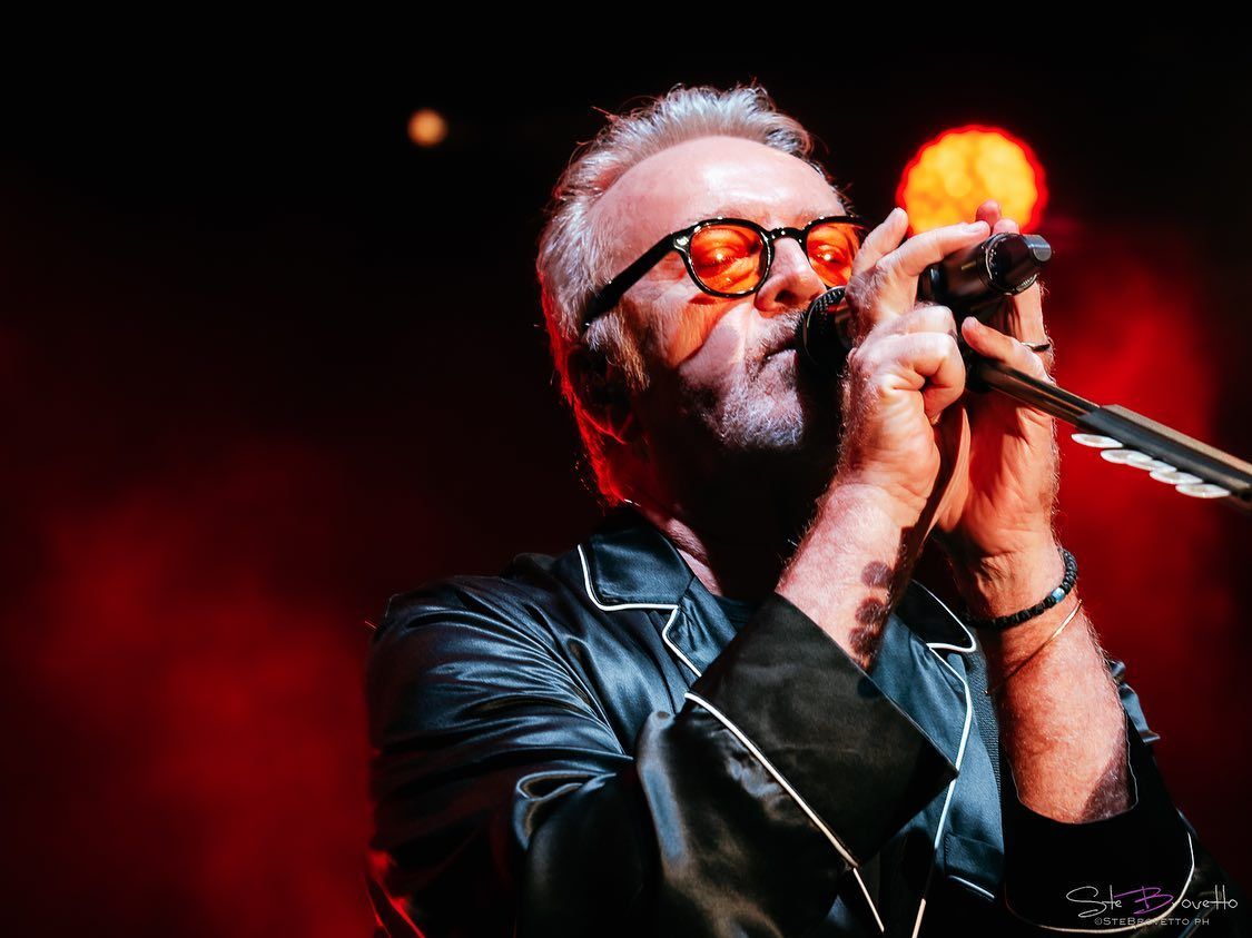 Tozzi annulla il concerto a Savelli poco prima dell’inizio, l’amministrazione: «Adiremo le vie legali»