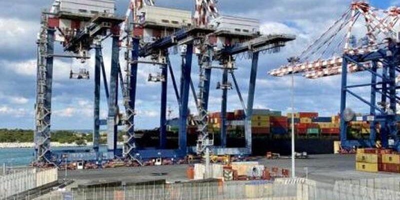 Il porto di Gioia Tauro migliora le performance. «Un record storico»
