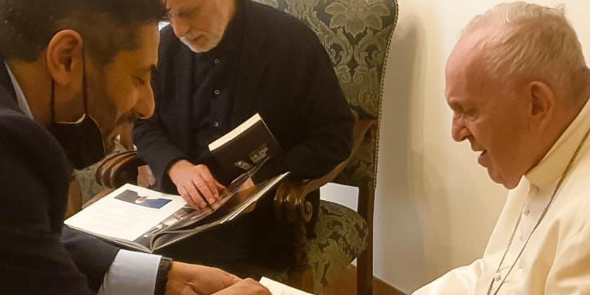 Donati a Papa Francesco volumi di autori calabresi