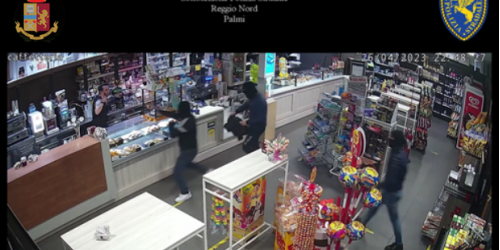 Rubano gratta e vinci e sigarette