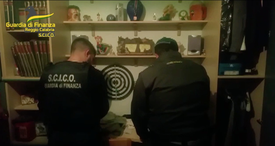 Il business delle scommesse online, confisca da 3 milioni di euro a due imprenditori di Reggio Calabria