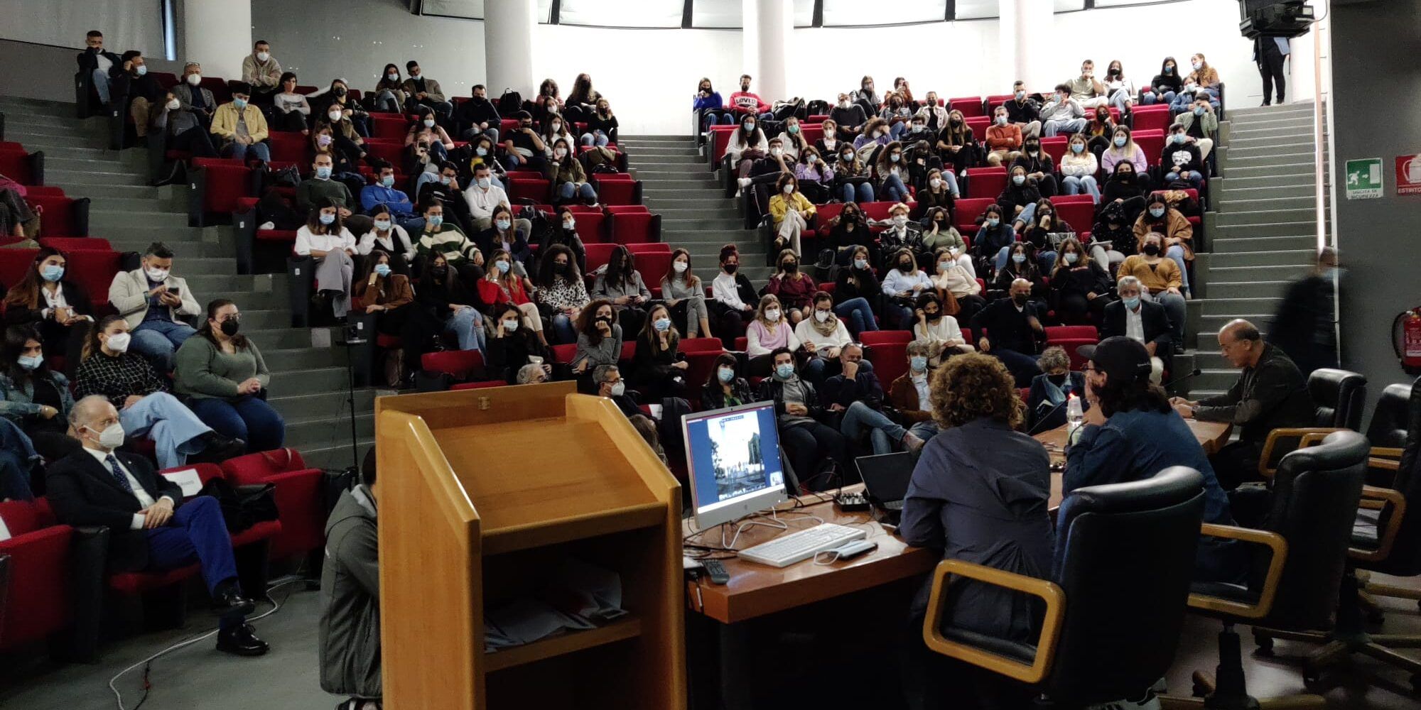 “Opera” compie un anno, Edoardo Tresoldi incontra gli studenti della Mediterranea – FOTO