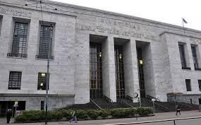 Ai domiciliari il direttore delle poste di Siderno