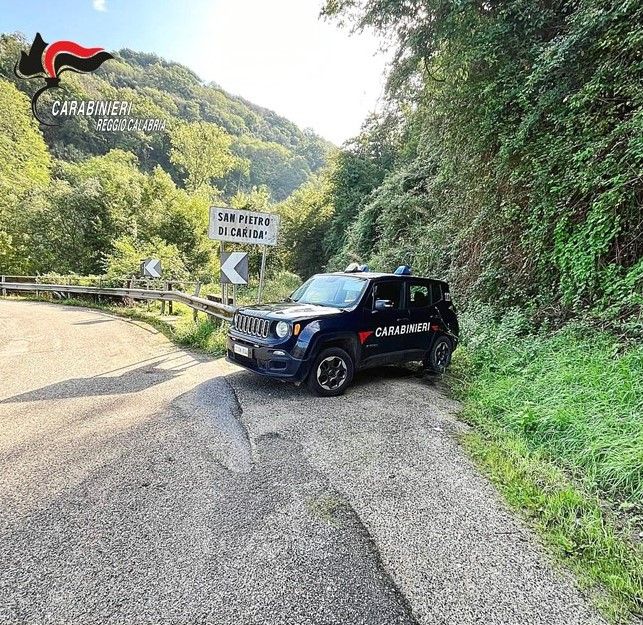 Terreno adibito ad autolavaggio abusivo, una denuncia nel Reggino