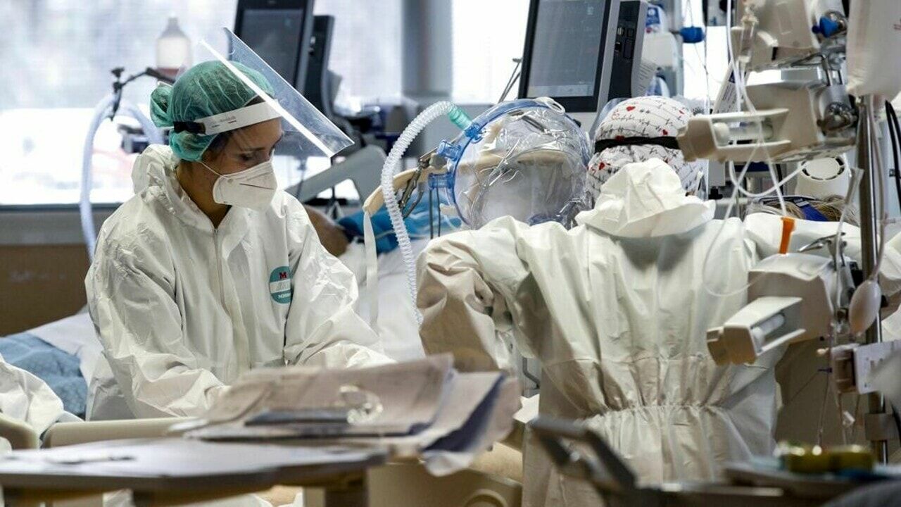 Covid, sette decessi e 1.327 nuovi casi. Ancora alto il tasso di positività: 18% – GRAFICO