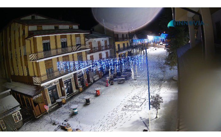 Camigliatello, ecco la prima neve del 2026: 38 centimetri di manto bianco