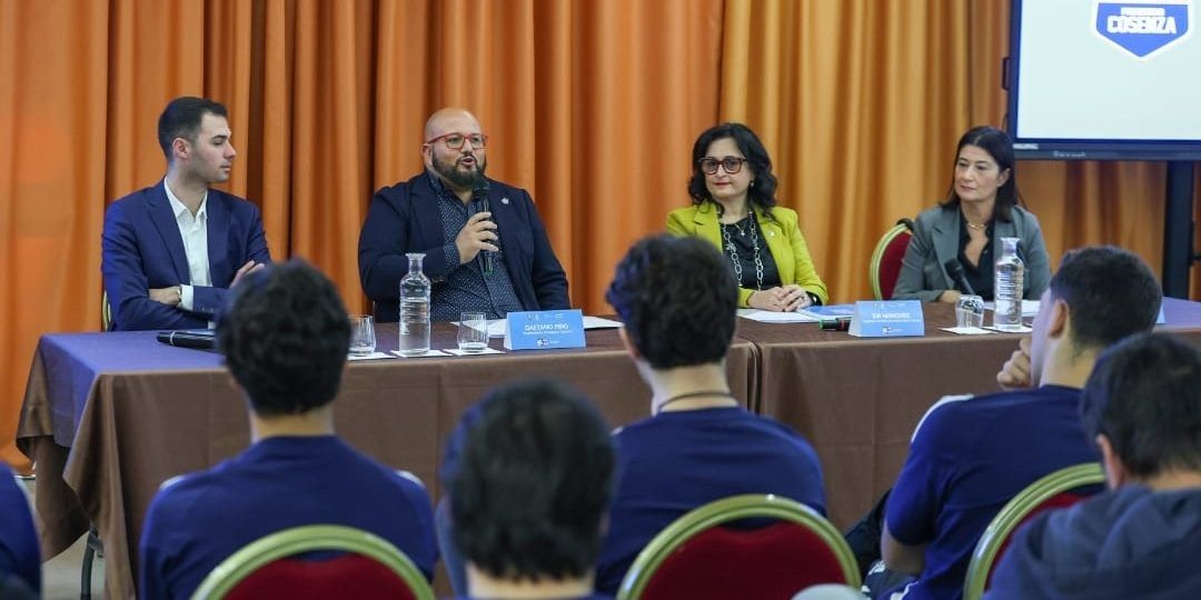 La Pirossigeno Cosenza promuove due giornate tra futsal, basket e solidarietà con Unicef