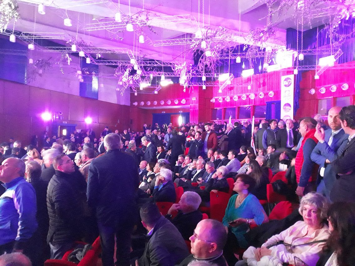 Regionali, in migliaia a Lamezia per la convention di Occhiuto