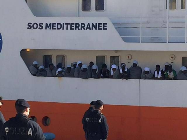 Arrivati a Reggio 731 migranti