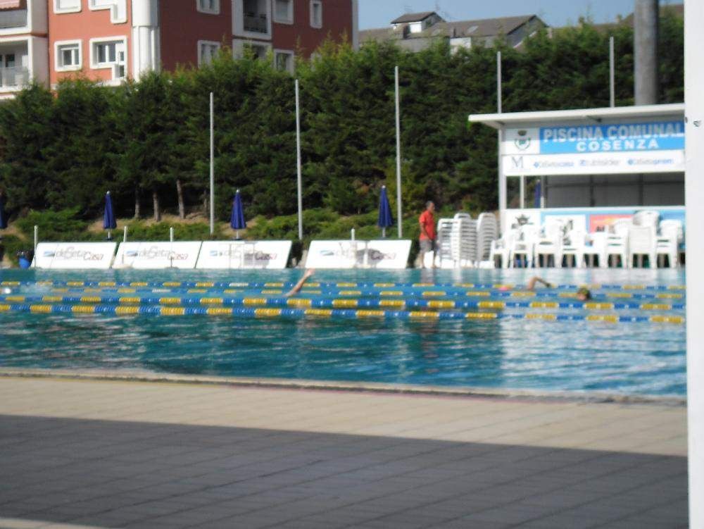 Bimbo morto in piscina, eseguita l'autopsia