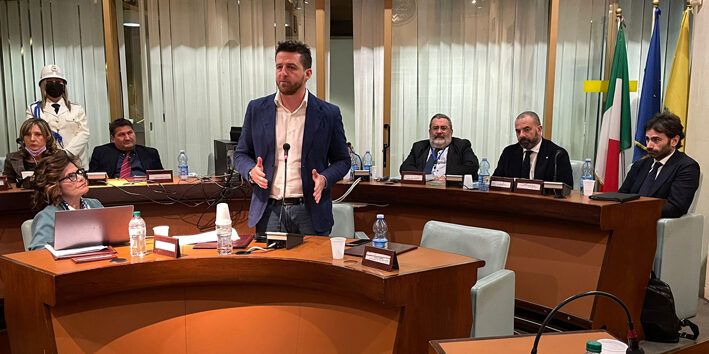 Corigliano Rossano, un “distratto” consiglio comunale approva il bilancio consolidato