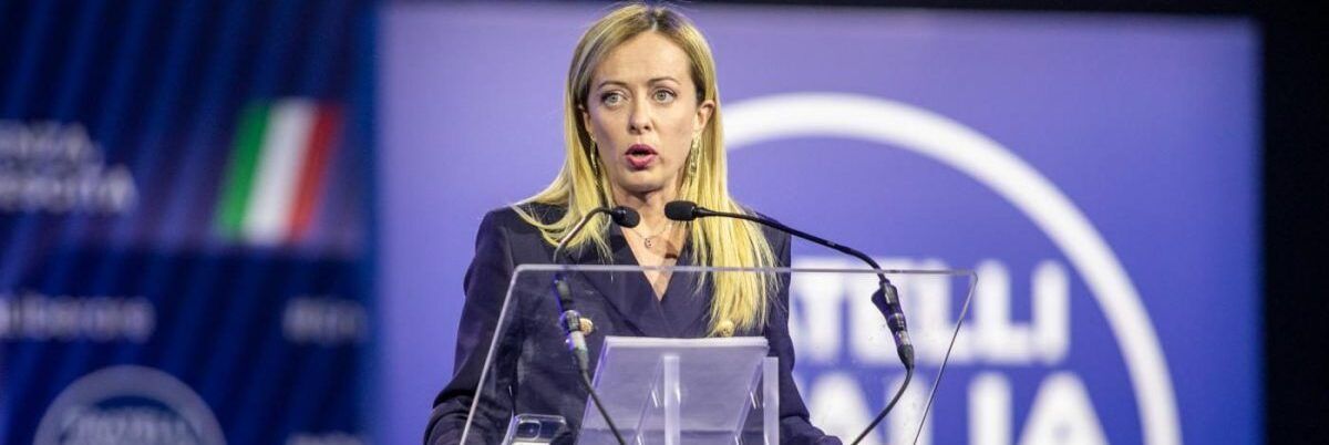 «Togliere la fiamma dal simbolo di FdI non è all’ordine del giorno»