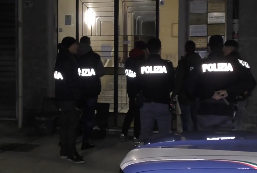 «Ce ne vogliono portate due». Il sistema delle estorsioni a Cosenza e il doppio avvertimento