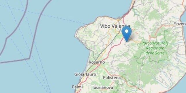 Terremoto nel Vibonese, persone in strada e momenti di paura