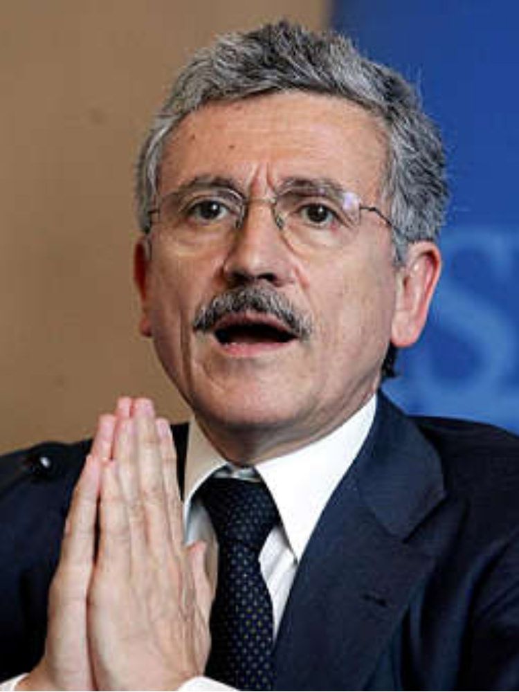 «D`Alema e Pisanu vengano a deporre»