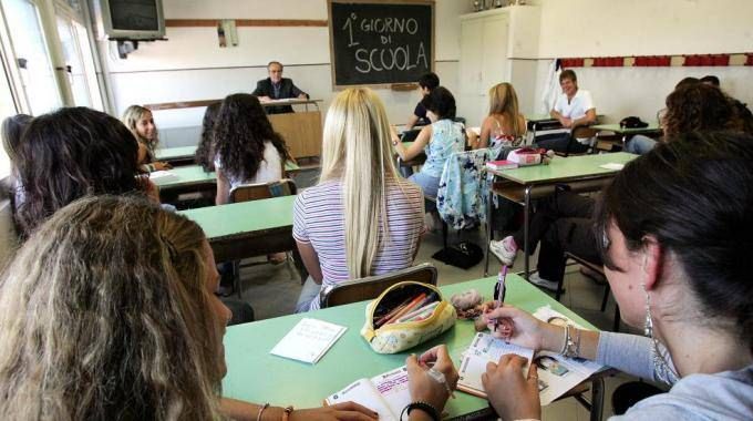 Scuola, in Calabria subito 837 assunzioni