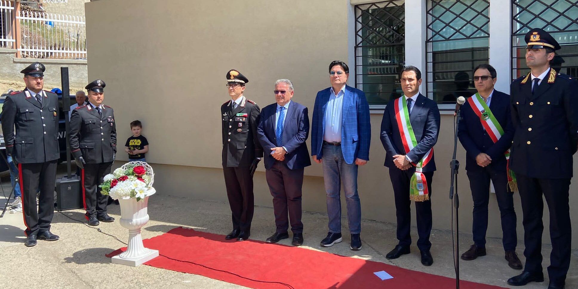 Terranova da Sibari, nuovo look per la caserma dei carabinieri