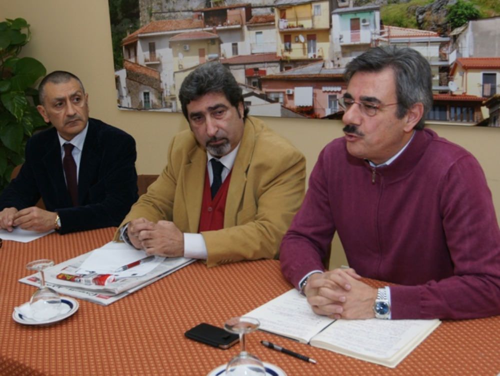 Rifiuti, la Cisl chiede un Piano e sostiene i sindaci