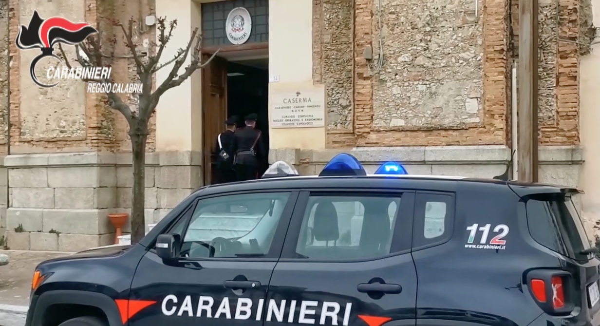 Polistena, carabinieri salvano un bambino durante i controlli anti Covid-19 – VIDEO