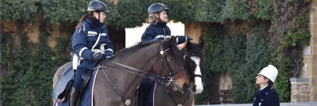 A Milano vigili sui cavalli confiscati a un boss della ‘ndrangheta