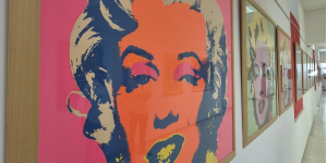 A Reggio Calabria opere false di Warhol, Haring e Banksy in mostra: maxi sequestro dei Carabinieri