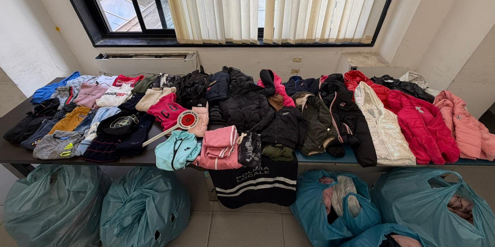 Lotta alla contraffazione, blitz della Polizia a Reggio Calabria