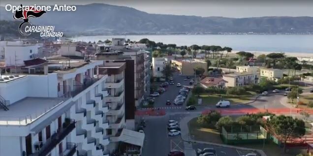Maxi retata antidroga, 30 misure cautelari tre Catanzaro, Reggio e Vibo – NOMI E VIDEO