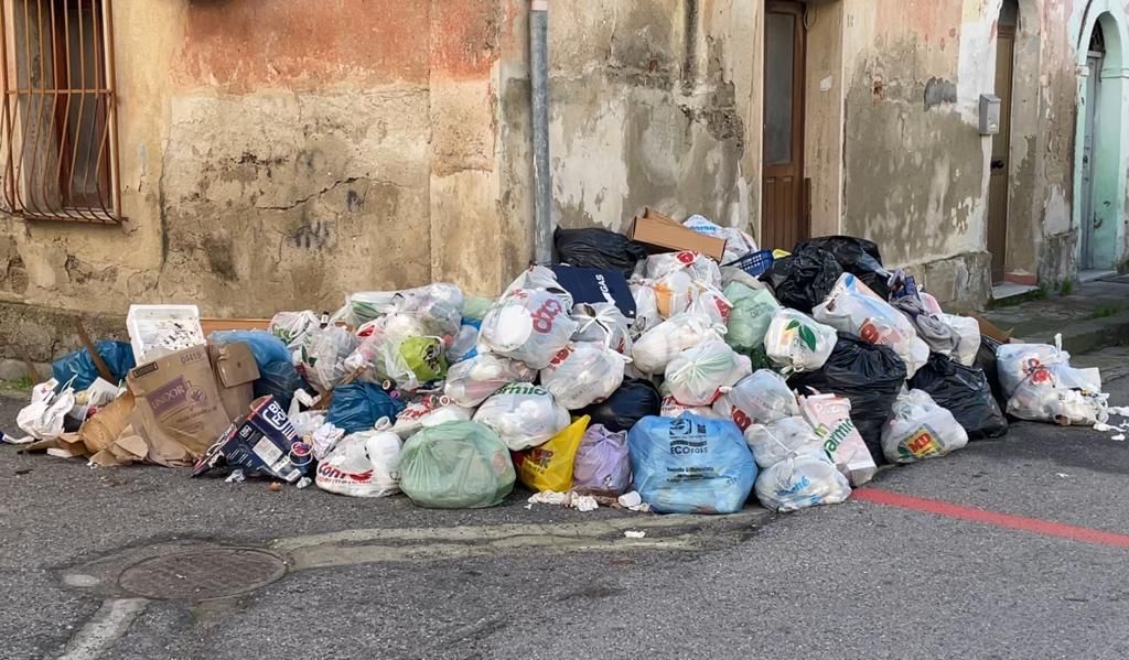 Disagi e degrado, Schiavonea «abbandonata a sé stessa»