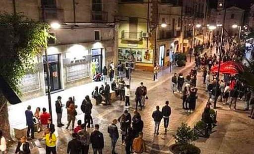 Castrovillari, il sindaco dispone la chiusura delle strade della movida