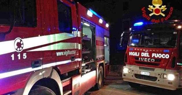Tropea, fiamme a un chiosco