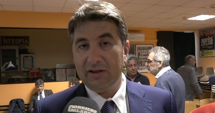 Commissioni, Lo Schiavo all’attacco: «La maggioranza diventa controllata e controllore»