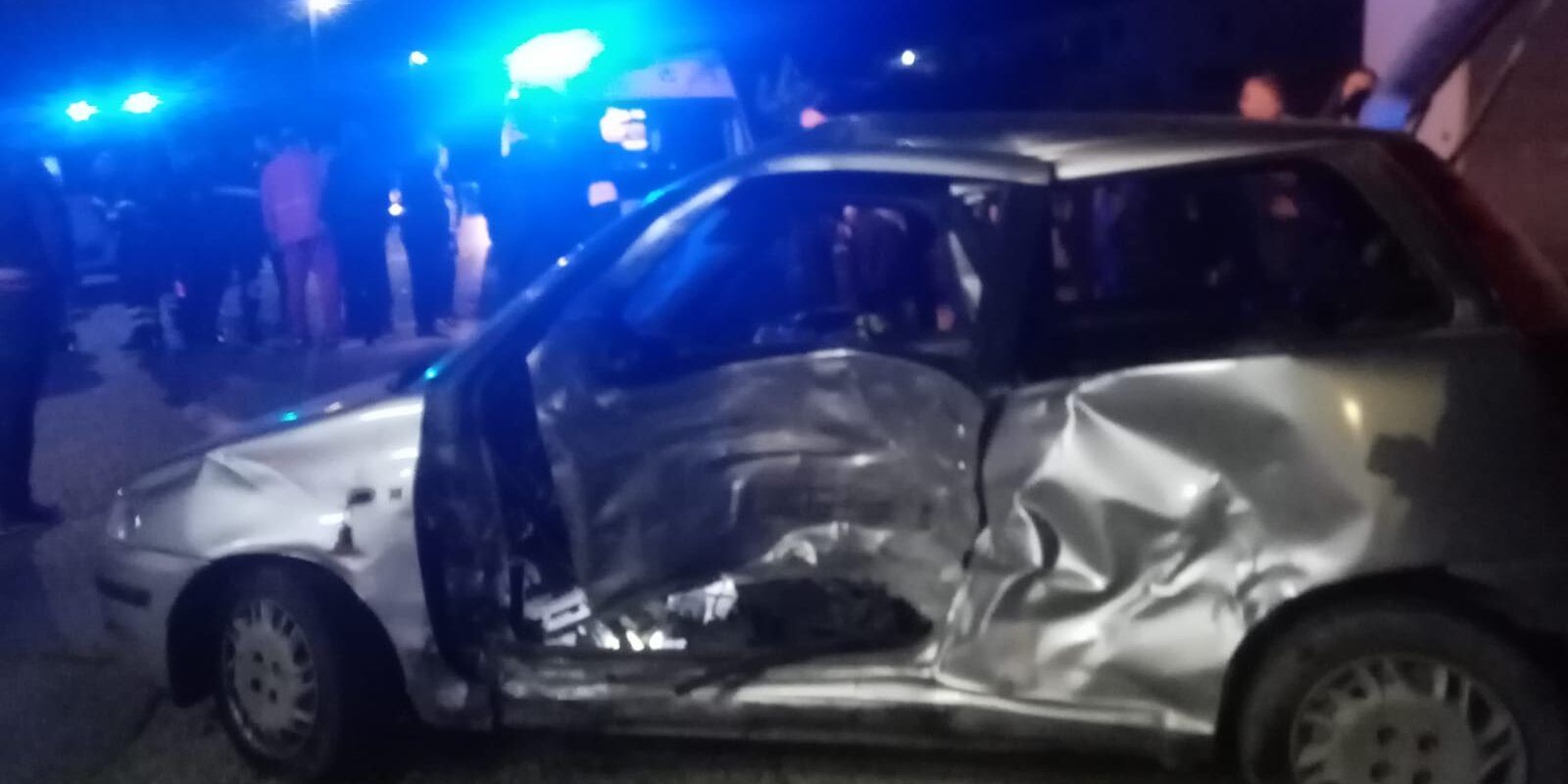 Grave incidente stradale a Corigliano Rossano: tre feriti, uno è grave – FOTO