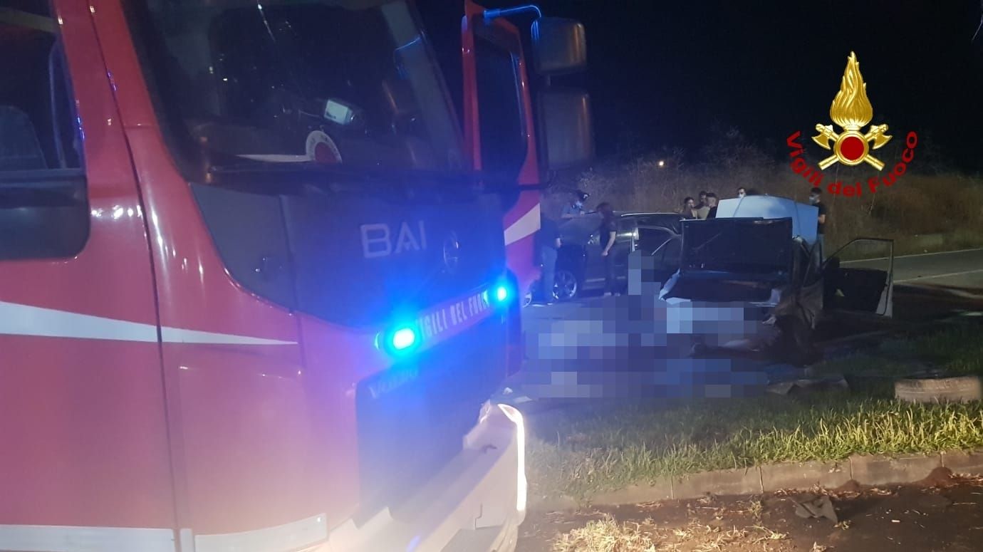 Scontro sulla SS106, una vittima a Santa Caterina dello Ionio