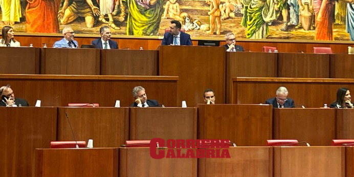 Sottosegretari, i “sospetti” del centrosinistra e la “parentesi” di Occhiuto. «Non butto 7 milioni per il referendum»