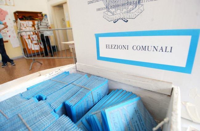 Ballottaggio, affluenza in calo in Calabria. Alle urne solo il 51,8%