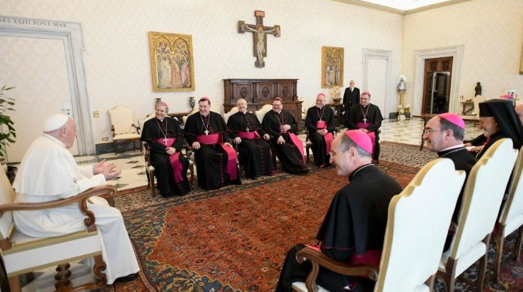 Accoglienza e sostegno ai giovani, i vescovi calabresi incontrano Papa Francesco