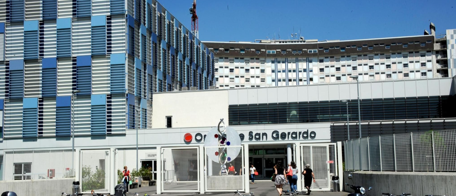 Separate due gemelline siamesi, una non sopravvive