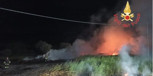 incendio viale emilia cz 1