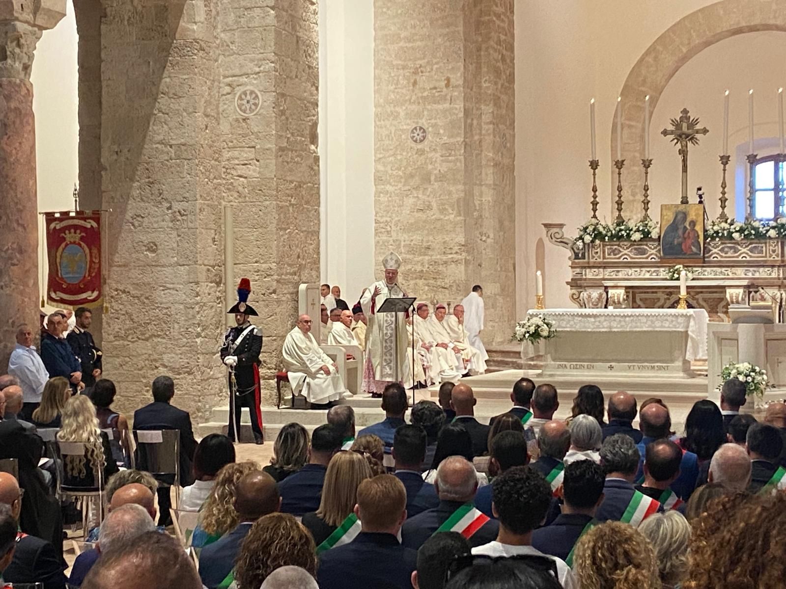 Mons. Cesare Di Pietro nuovo Vescovo di Locri-Gerace: “Entro in punta di piedi, ma con passo fermo e deciso”