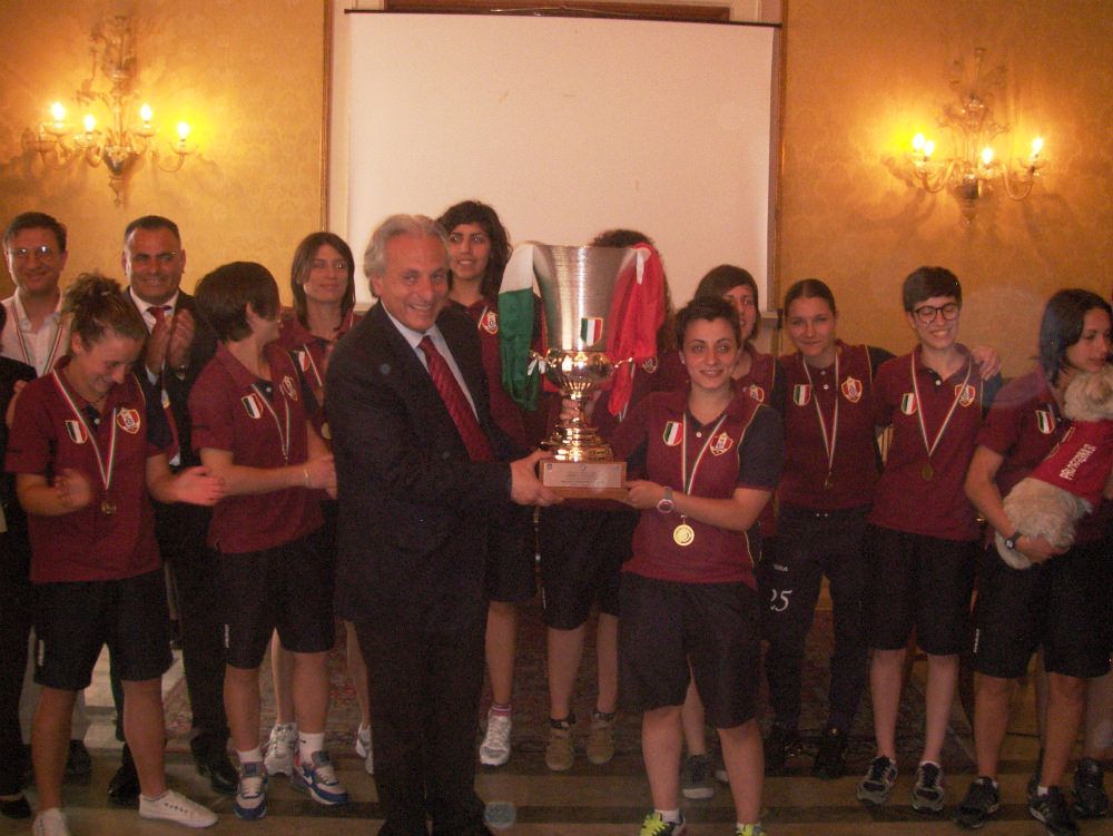 Una città in festa per le ragazze della Pro Reggina