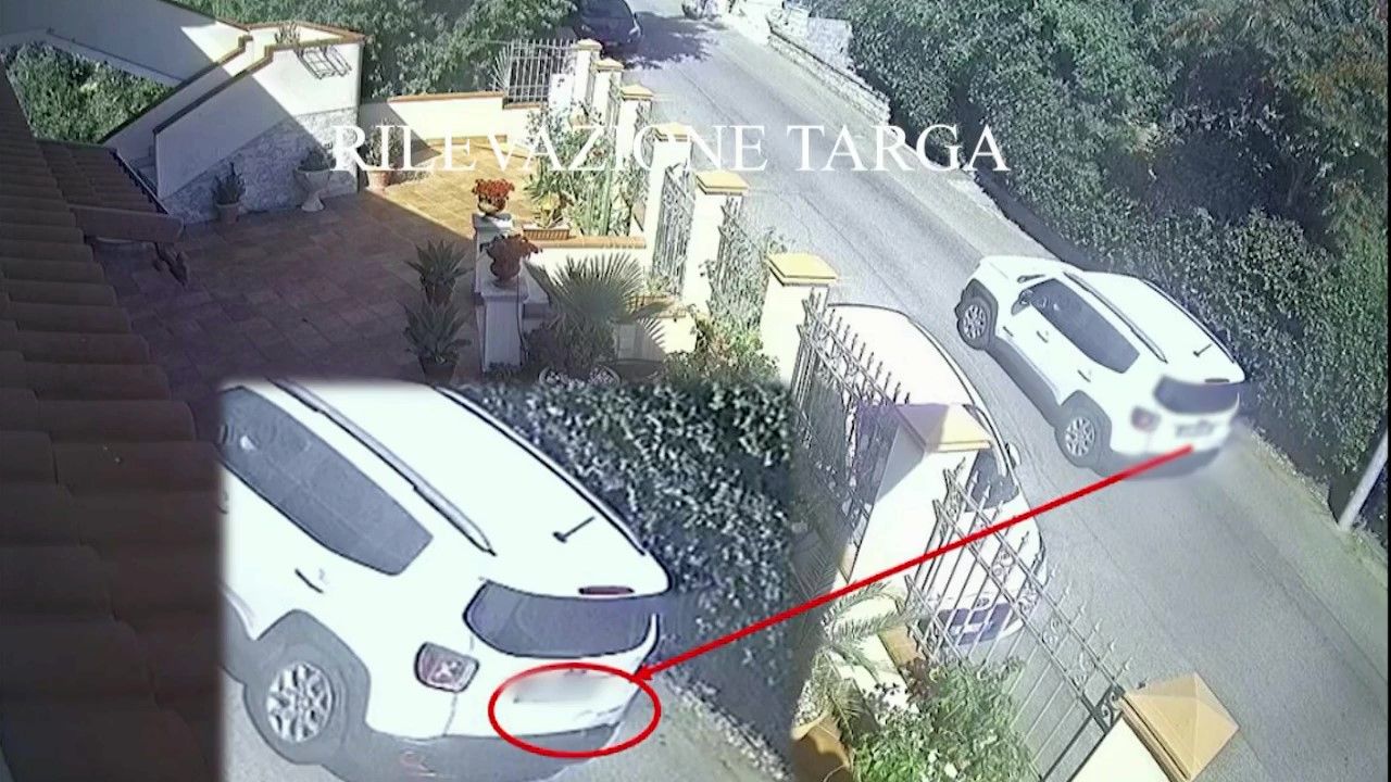 Rapinano una coppia di anziani con l’aiuto della badante, 4 arresti a Reggio Calabria – VIDEO