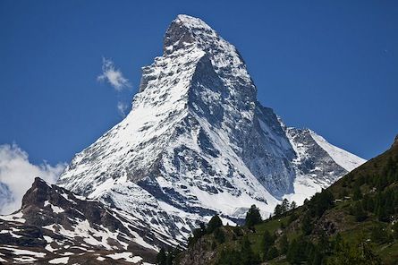 Due alpinisti calabresi conquistano la vetta del Cervino