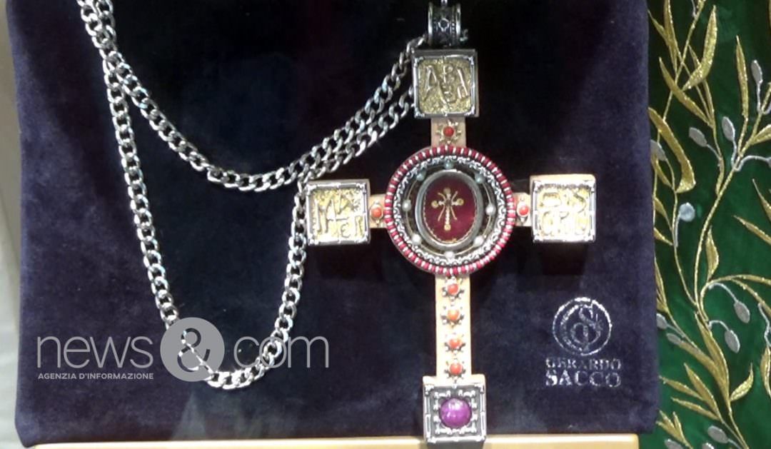 Lamezia, in mostra la visita di Benedetto XVI – VIDEO