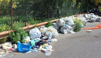 Rifiuti sulle strade calabresi, Barbuto: “Depositata mozione per tutelare ambiente”