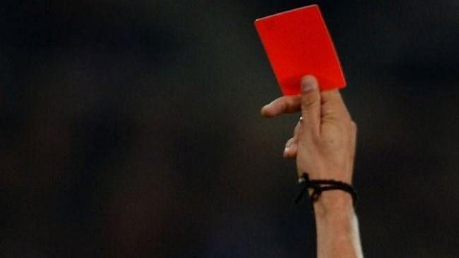 Pugno all'arbitro, Daspo per 5 anni a un calciatore del Cardeto